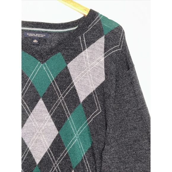Banana Republic Mens XL Argyle Sweater V Neck Merino Wool Preppy Old Money - Picture 3 of 13